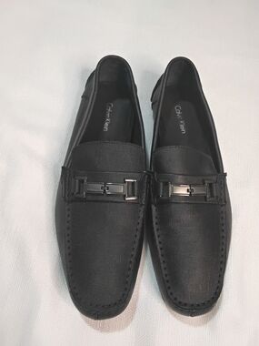 Calvin Klein Magnus Men’s Black Slip-On Loafers with Metal Accent Sz 12